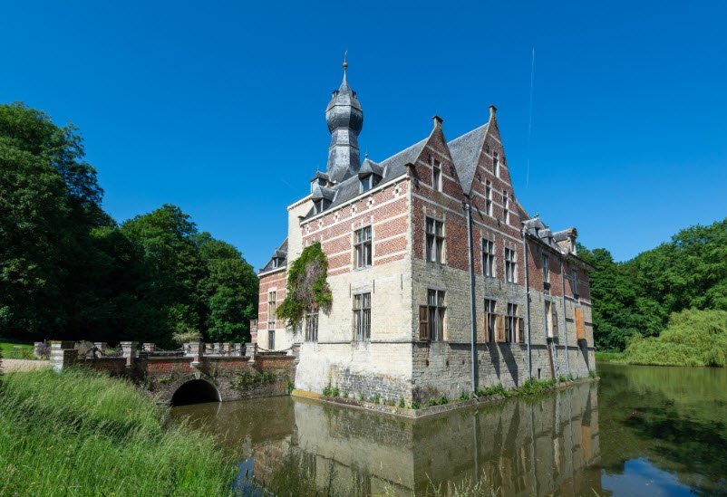 Château de Rivieren, Netherlands